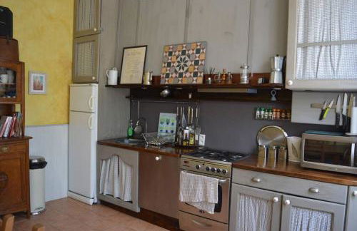 Riverside 4 bed house full of character and charm - Foto 35