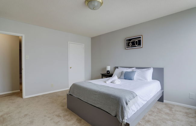 Restful Stay in DC Apartments - Photo 18