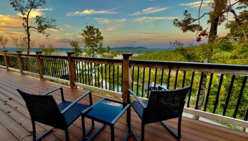 Lakeview Cabin, Hot Tub, Game Rm - Foto 3