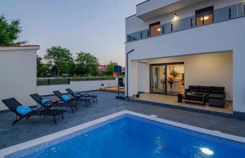 Villa Anna Barbariga, NEW 2022 luxurious villa with private pool! - Photo 41