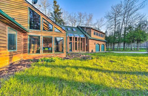 Lakefront Applegate Retreat w/ Private Beach! - Photo 33