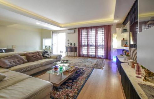 Beautiful Home In San Giovanni La Punta - Foto 3