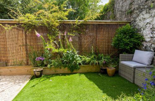 Pass the Keys Bright Town-Centre Flat with Outdoor Area - Foto 24