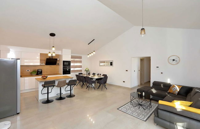 Villa in Starigrad With Heated Pool - Foto 11