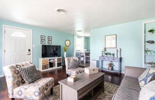 Lemon Bay Hideaway, Retro Beach Bungalow - Foto 35