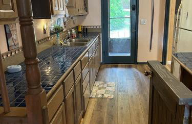 Peaceful 4 bedroom Lakehouse with no neighbors - Foto 32