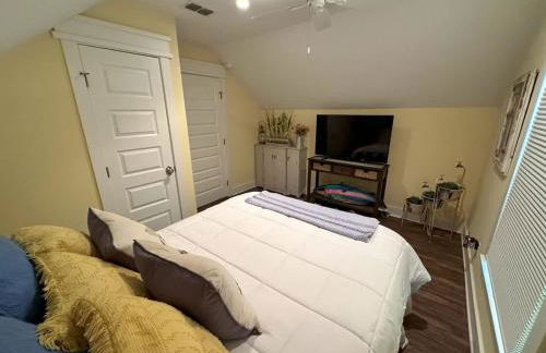 Canal Front Retreat w Boat Dock & Coastal Views - Foto 13