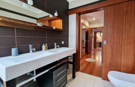 Capela's House by LovelyStay - Foto 25