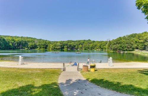 All-Season Vernon Township Lake House Retreat! - Foto 28