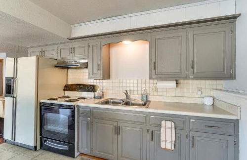 Lakefront Home with Dock and Decks in Gravois Mills! - Foto 14