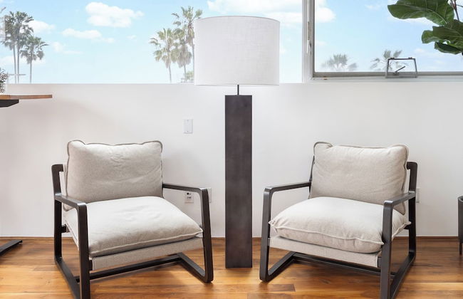 Venice View by Avantstay Walk to Venice Beach Rooftop, Ice Bath, Luxe Design - Photo 19