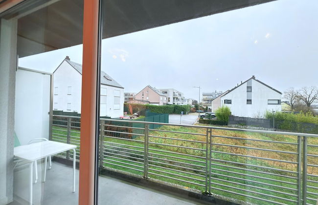 Comfort 2 bedrooms Apt w balcony&parking - Photo 12