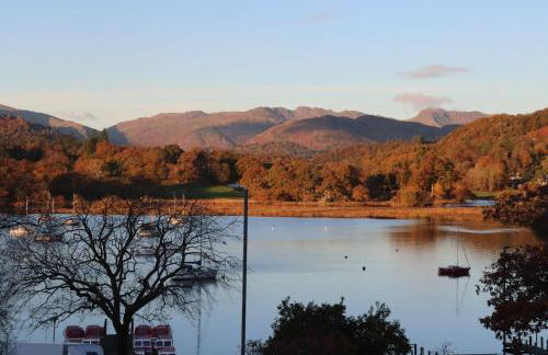 Brand New - Contemporary - 2 Bedroom - 2 Bathroom - Spacious Apartment - Lake Views - Foto 40