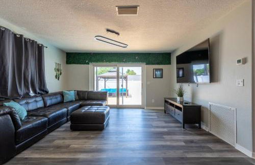 Cruise-Ready Oasis 15min to Beach & Port Canav & Huge Pool - Foto 4