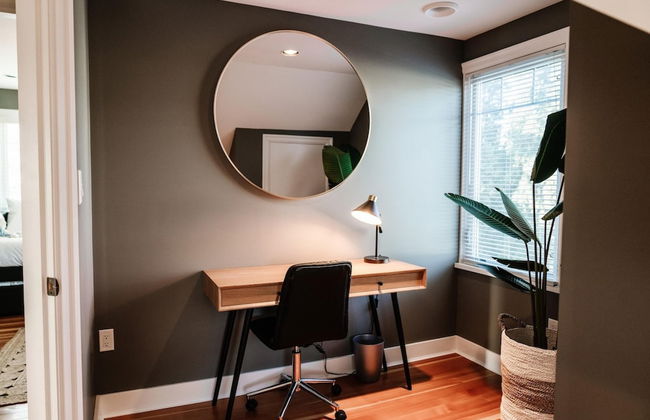 Dt Hot Tub Sauna Huge Yard - Photo 4