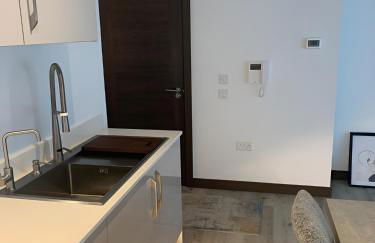 Raphvin Apex Abode - Two bedroom apartmentparking - Foto 6