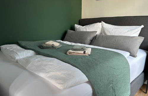 MiCasa OL - Modernes Penthouse - Stellplatz - Küche - WLAN - Dachterrasse - Photo 4