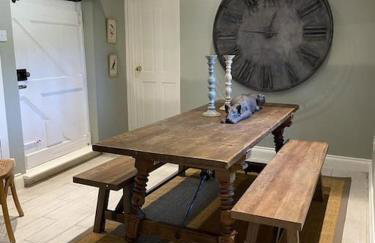 Holly Cottage, 2, Northbrook Park, Farnham-up to 6 adults - Photo 18