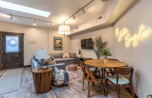 The Electric Bungalow - Photo 6