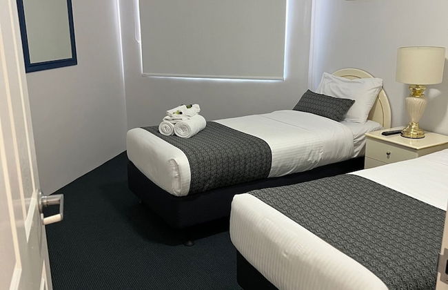 White Crest Apartments - Foto 24