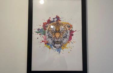 2 Bedroom Apartment - Flitwick - Contractor Friendly - Tourist Ready - Full Kitchen - WiFi - Smart TV - Sofa Bed - FREE Parking - Ideal for Short or Long Stays - Photo 9