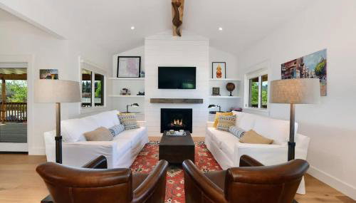 Completely Remodeled Farmhouse With Stunning Views Of Dry Creek Valley - Foto 5