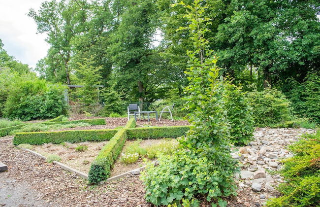 Pleasant Holiday Home With Infrared Sauna - Photo 47