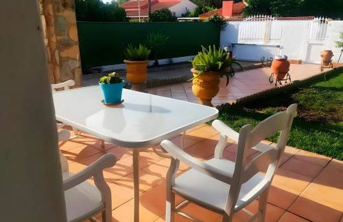 Chalet de Lujo con Piscina Privada cerca de Sevilla - Foto 8