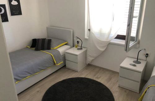 Villa Lorenta Apartments - Photo 9