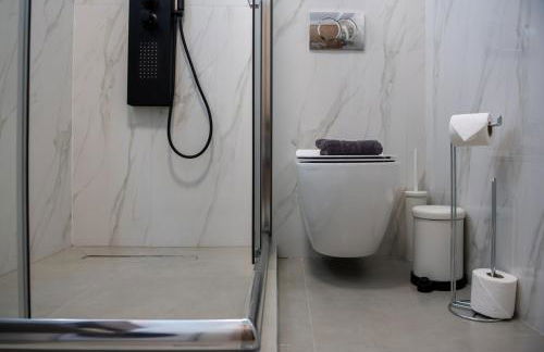 Karma Quality Living City Center with PRIVATE PARKING - Foto 13