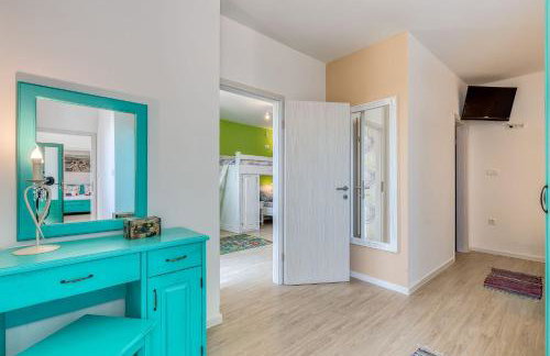 Beeindruckende 5-Sterne-Villa mit Meerblick, Sauna, Gym, beheizten Privatpool, Spielplatz, BBQ - Foto 18