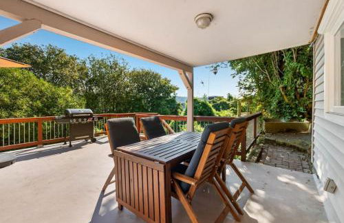 Vintage Westlake Hideaway with Patio & Lake Views - Foto 10