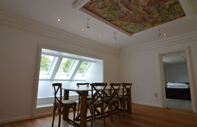 Luxurious Country House - Photo 25