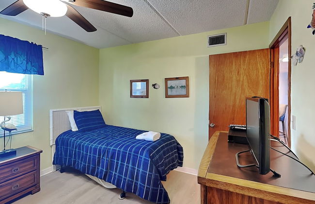 Daytona Beach Getaway #308 by Distinctive Beach Rentals - Photo 26