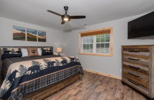 Boone Getaway Dog Friendly, Hot Tub, Fire Pit! - Foto 41