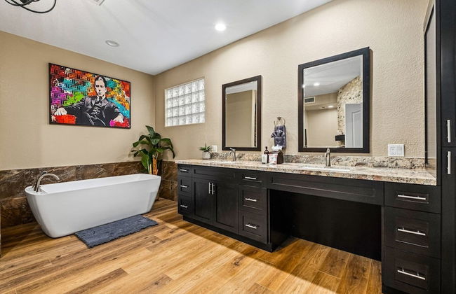 Luxury Lookout Canyon 5 Bdrm Stunner W/htd Pool! - Foto 15