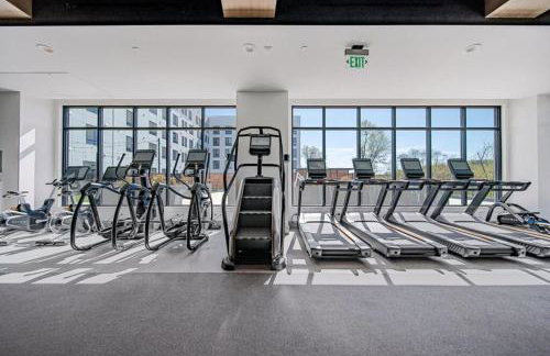 Landing Stylish Studio Gym Pool - Foto 23