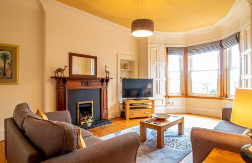 Beautiful and Bright Georgian Style Morningside Apartment - Pass the Keys - Foto 1