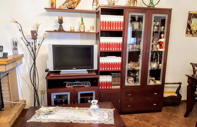 Antonia House - Photo 26