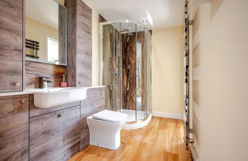 5-Bed Holiday Home with Hot Tub near Shrewsbury - Foto 27