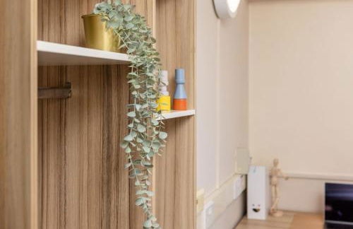 John Lester and Eddie Colman Courts in Salford - Foto 34