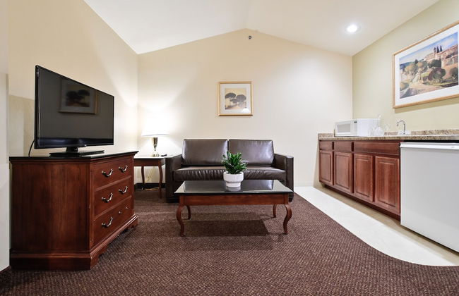 Four Seasons Island Resort - Photo 52