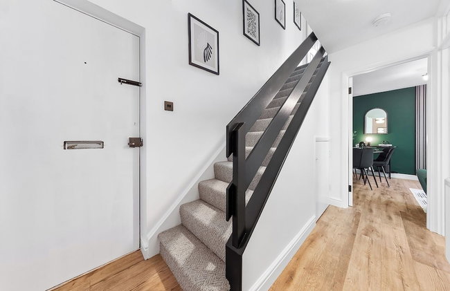 2BR Flat, Free Parking, Close to Airport & Centre - Foto 76