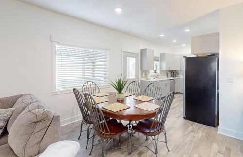 Scenic Home with Yard in Big Water, Dogs Welcome! - Foto 6