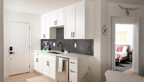 The Outpost by Coastline Vacation Rentals - Foto 2