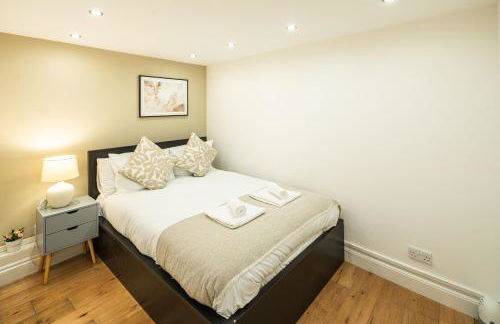 Stylish Camden 2-Bed Next to Camden Station - Foto 13