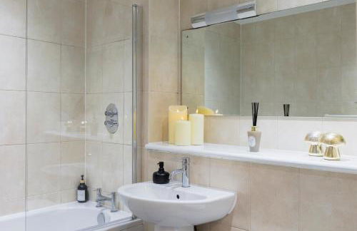 Coco Lounge- Central Bham, O/R Parking & Balcony - Foto 4