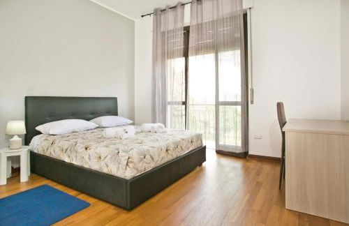 LA'DELI - Como - grande appartamento con parcheggio, nefltix, giardino, terrazzo - Foto 6