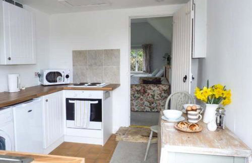 Standard Hill Cottage - Photo 5