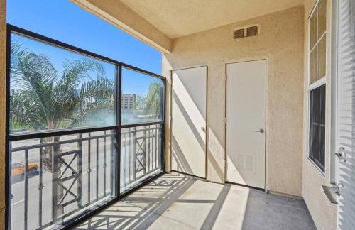 Luxury 2BR/2BA! 5 MIN to Disney! - Photo 28